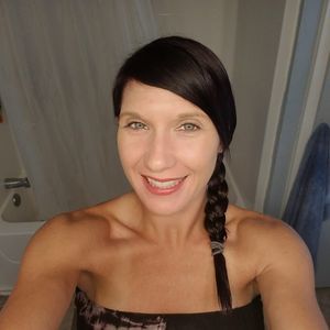 Meet your Posher, Candice